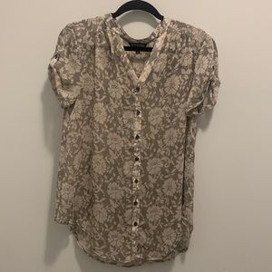 Express sheer button up